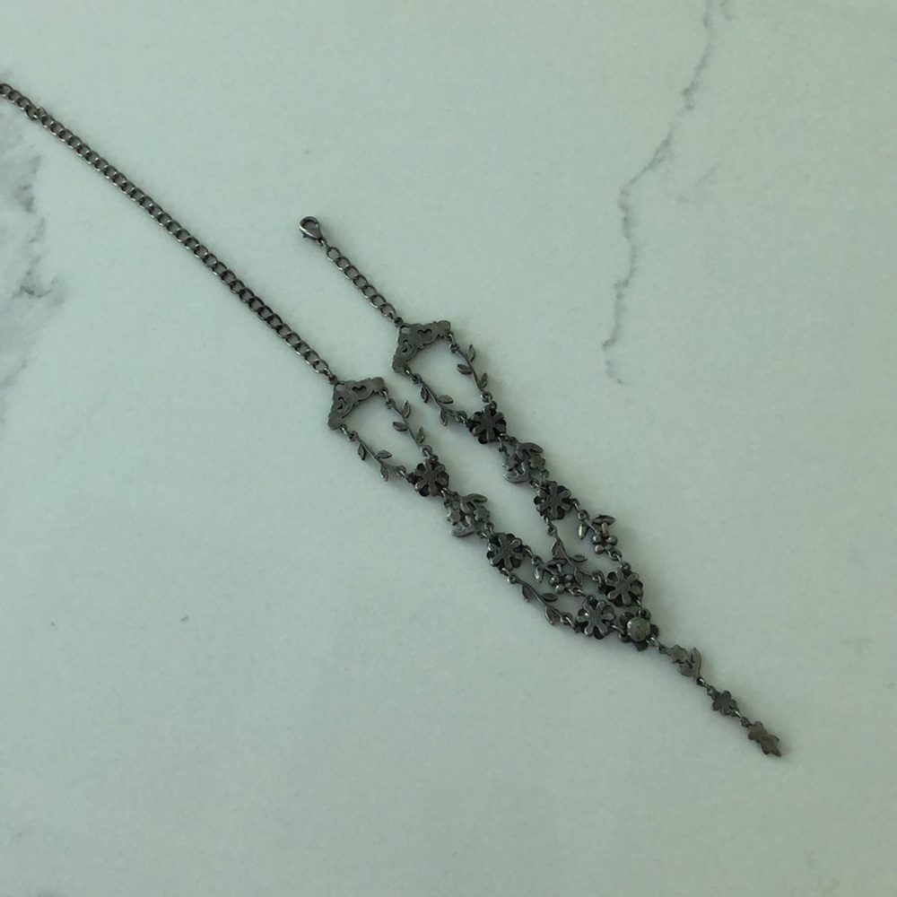 Floral rhinestone choker - Picture 12 of 16
